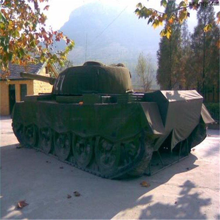 海南大型充气坦克